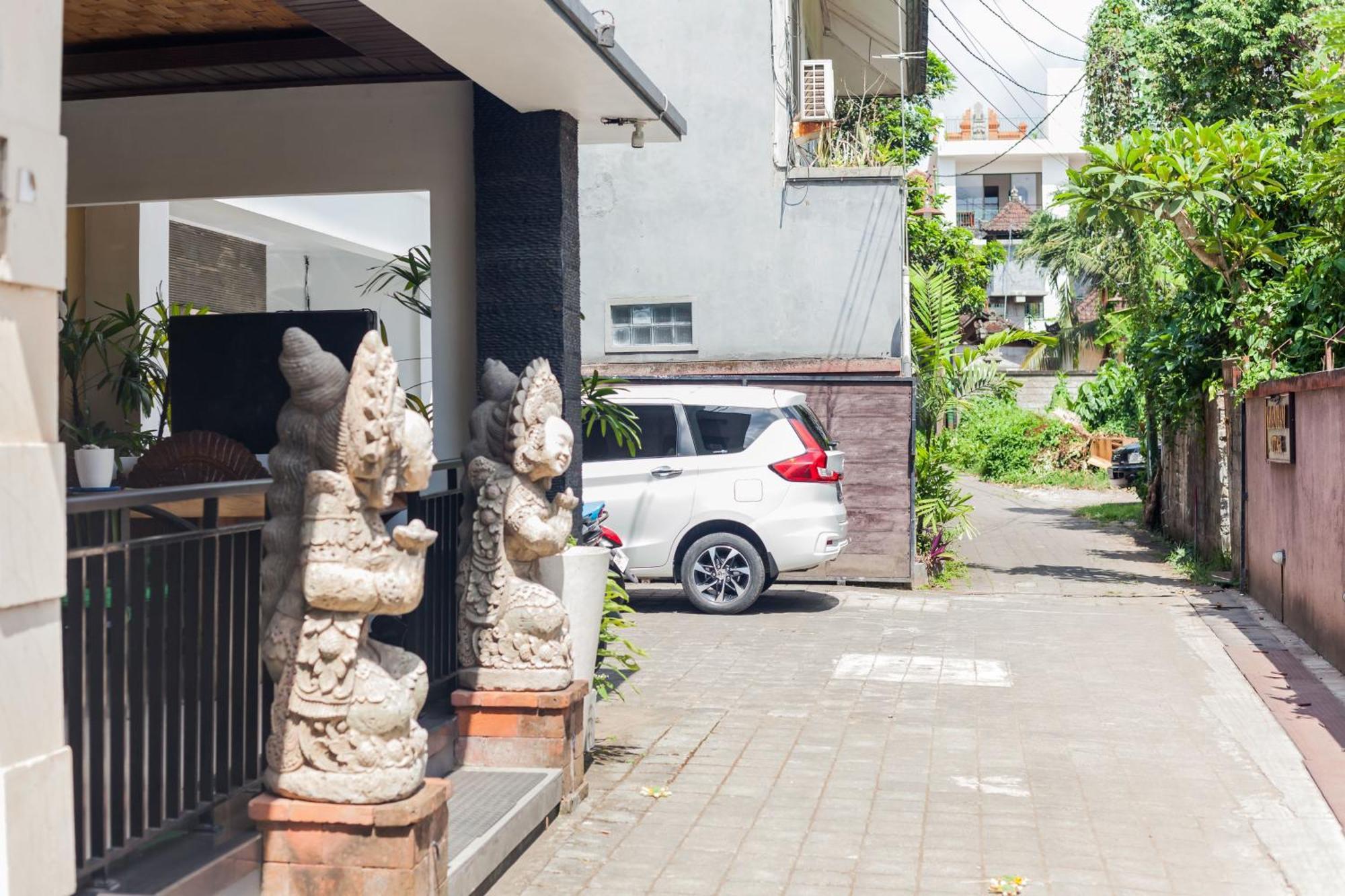 Kamandhani Hotel Ubud Buitenkant foto